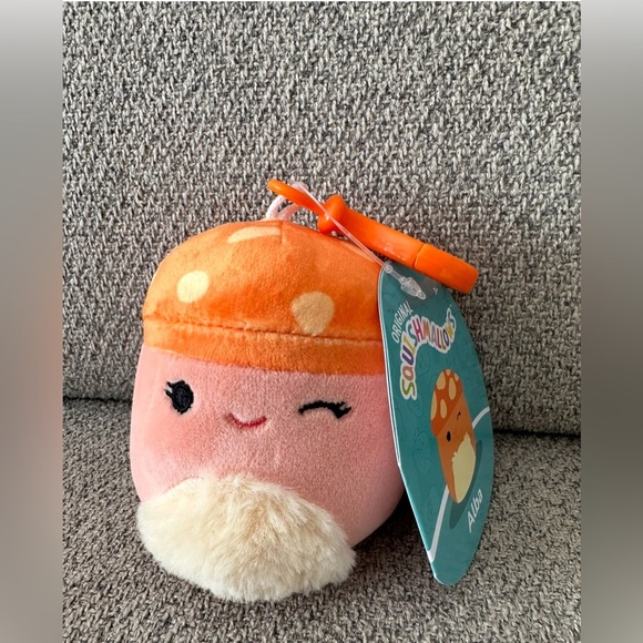 Nwt  🍄 3" Alba the Orange Mushroom Squishmallow Clip with Fuzzy Belly - Picture 2 of 3